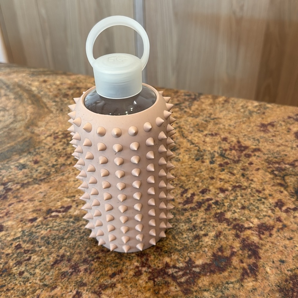 Bkr Spiked Big Water Bottle 1L (32OZ)